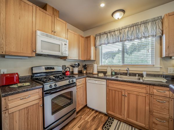 Mendocino Home 1027145