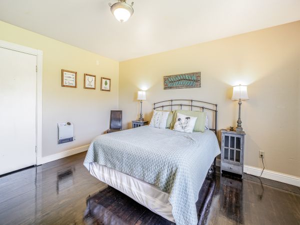 Mendocino Home 1027146