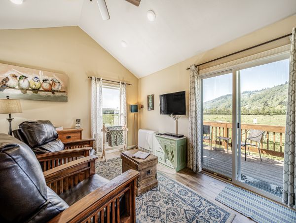 Mendocino Home 1027146