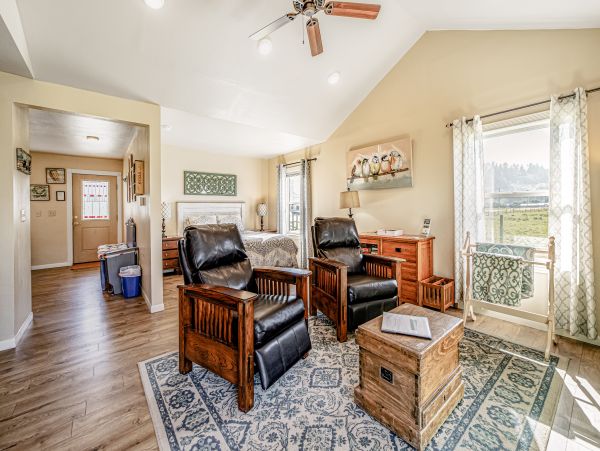 Mendocino Home 1027146