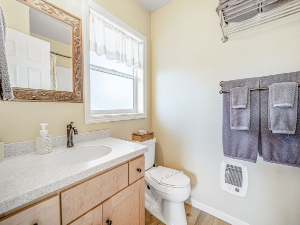 Mendocino Home 1027146