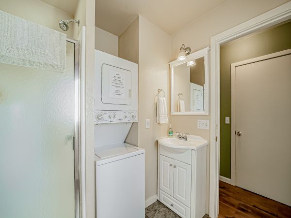 Mendocino Home 1027147