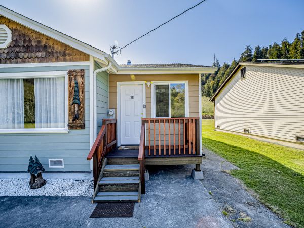 Mendocino Home 1027147