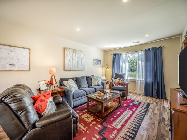 Mendocino Home 1027148