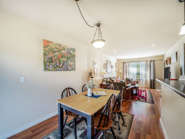 Mendocino Home 1027149
