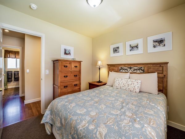 Mendocino Home 1027151