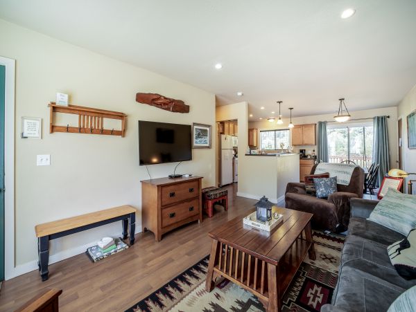 Mendocino Home 1027153