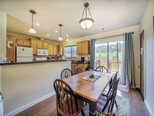 Mendocino Home 1027153