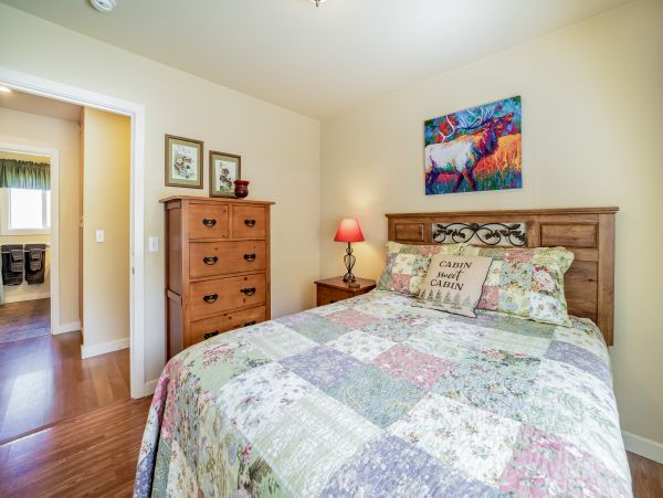 Mendocino Home 1027153