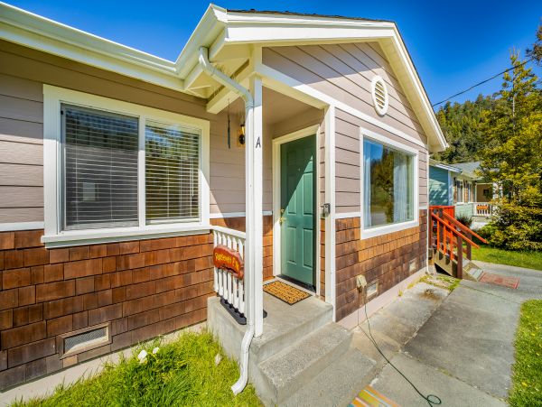 Mendocino Home 1027153