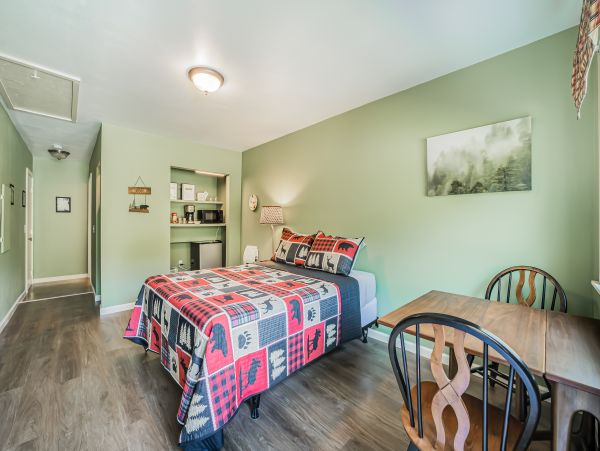 Mendocino Home 1027153