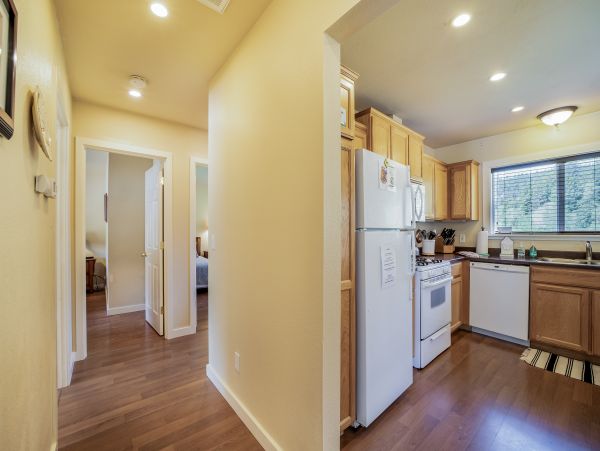 Mendocino Home 1027154