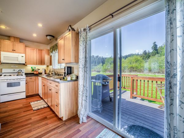 Mendocino Home 1027155