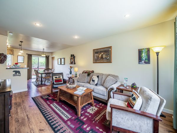 Mendocino Home 1027157