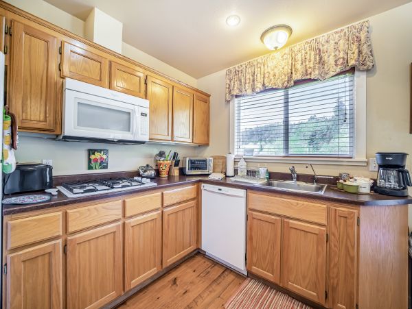 Mendocino Home 1027157