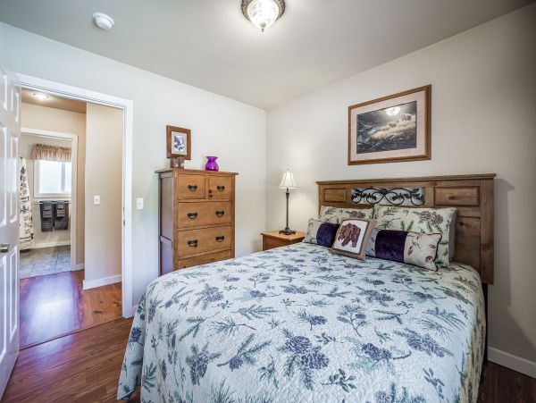 Mendocino Home 1027157