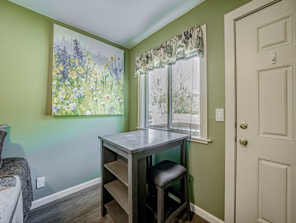 Mendocino Home 1027157