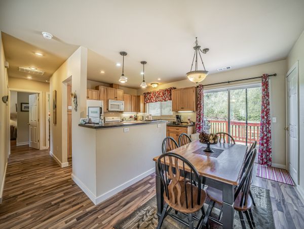 Mendocino Home 1027158