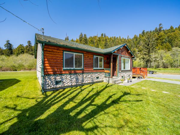 Mendocino Home 1027158