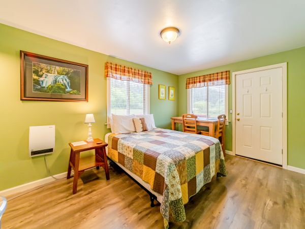 Mendocino Home 1027158