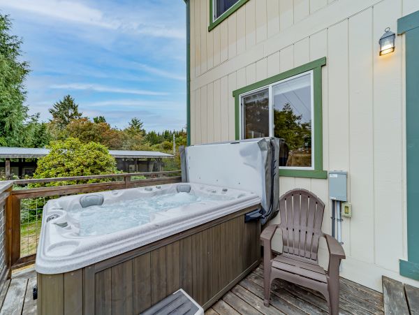 Mendocino Home 1027159