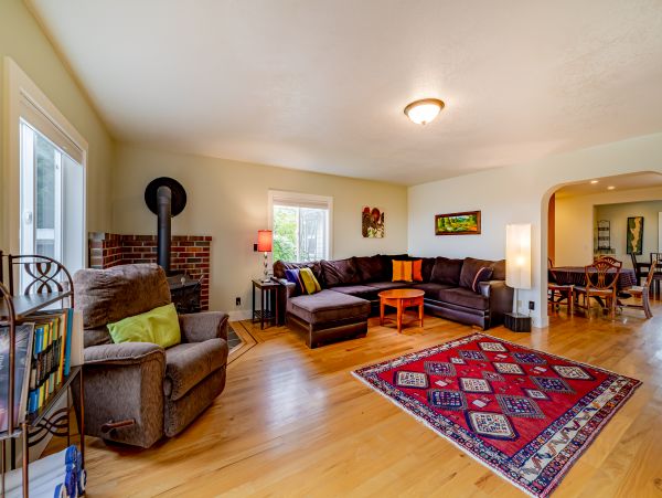 Mendocino Home 1027159