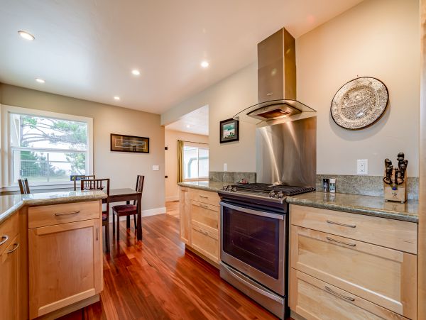 Mendocino Home 1027159