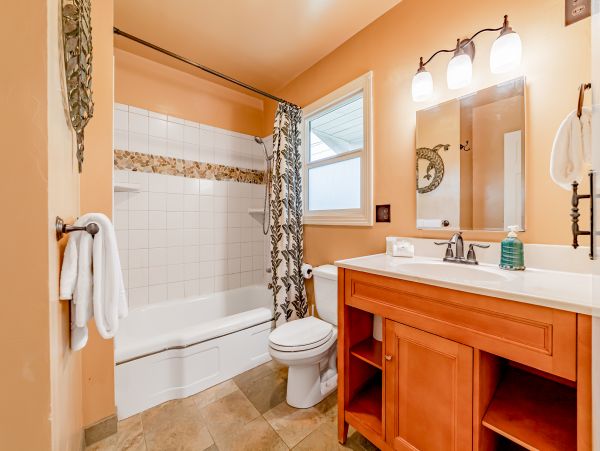 Mendocino Home 1027159
