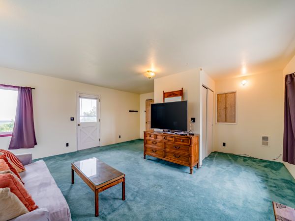 Mendocino Home 1027159