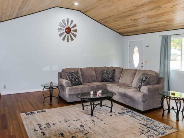 Mendocino Home 1027160