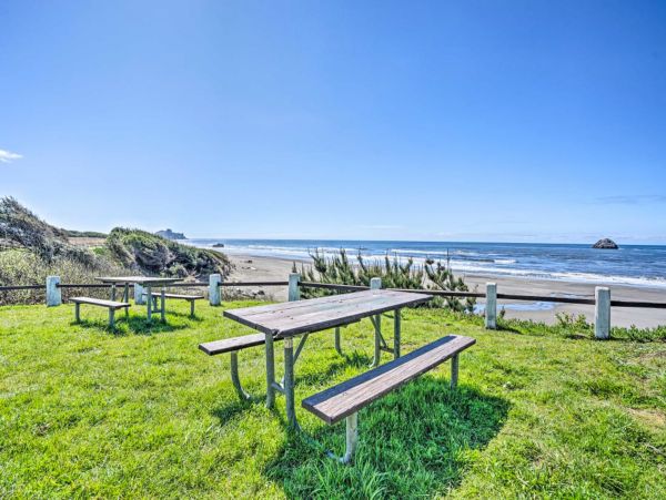 Mendocino Home 1027160