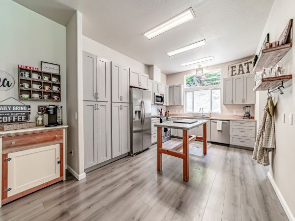 Mendocino Home 1027161