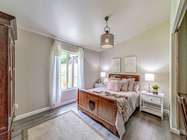 Mendocino Home 1027161