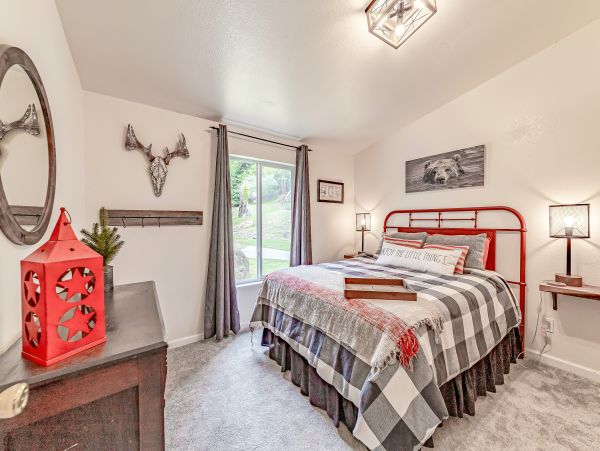 Mendocino Home 1027161