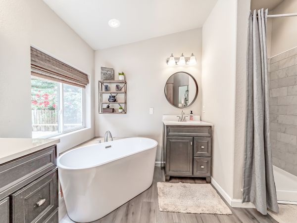 Mendocino Home 1027161