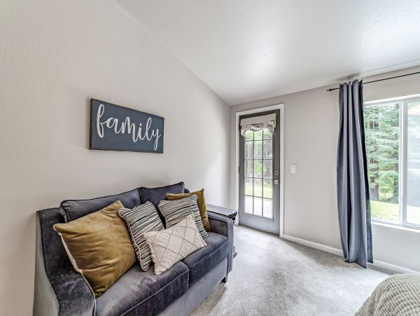 Mendocino Home 1027161