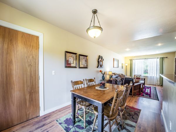 Mendocino Home 1027163