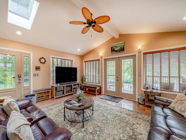 Mendocino Home 1027164