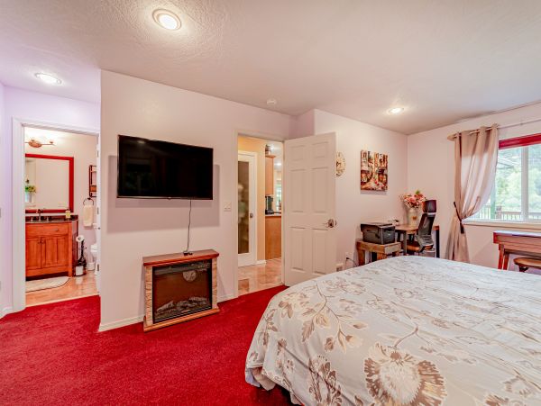 Mendocino Home 1027164