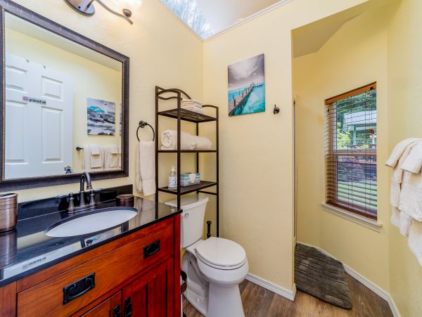 Mendocino Home 1027164