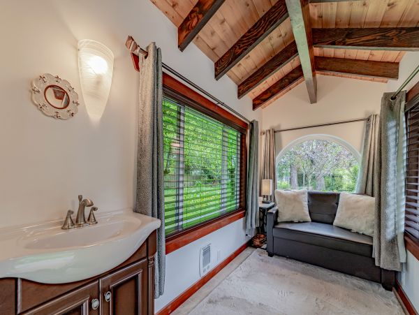 Mendocino Home 1027164