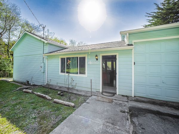 Mendocino Home 1027165