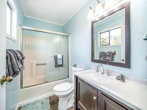 Mendocino Home 1027165