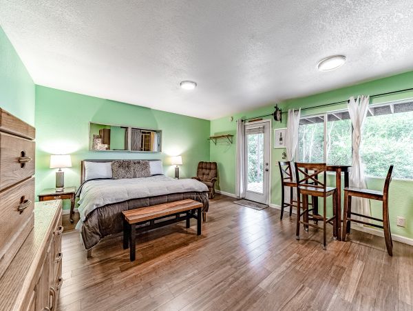 Mendocino Home 1027165