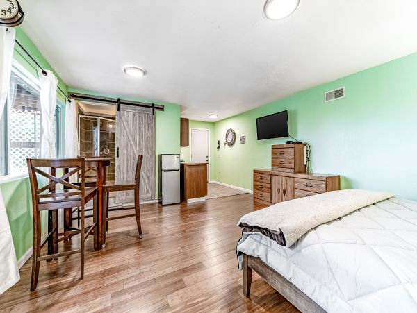 Mendocino Home 1027165