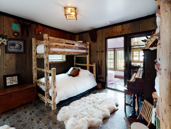 Mendocino Home 1027166