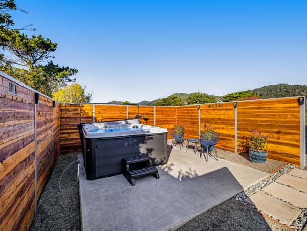 Mendocino Home 1027167