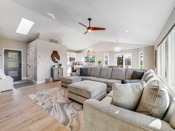 Mendocino Home 1027167