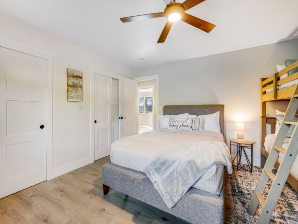 Mendocino Home 1027167