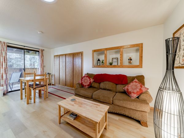Mendocino Home 1027168